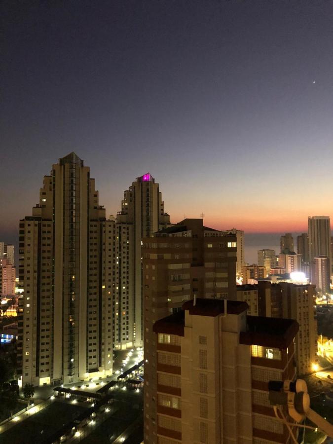 Appartamento Sunshine Apartament Benidorm Esterno foto
