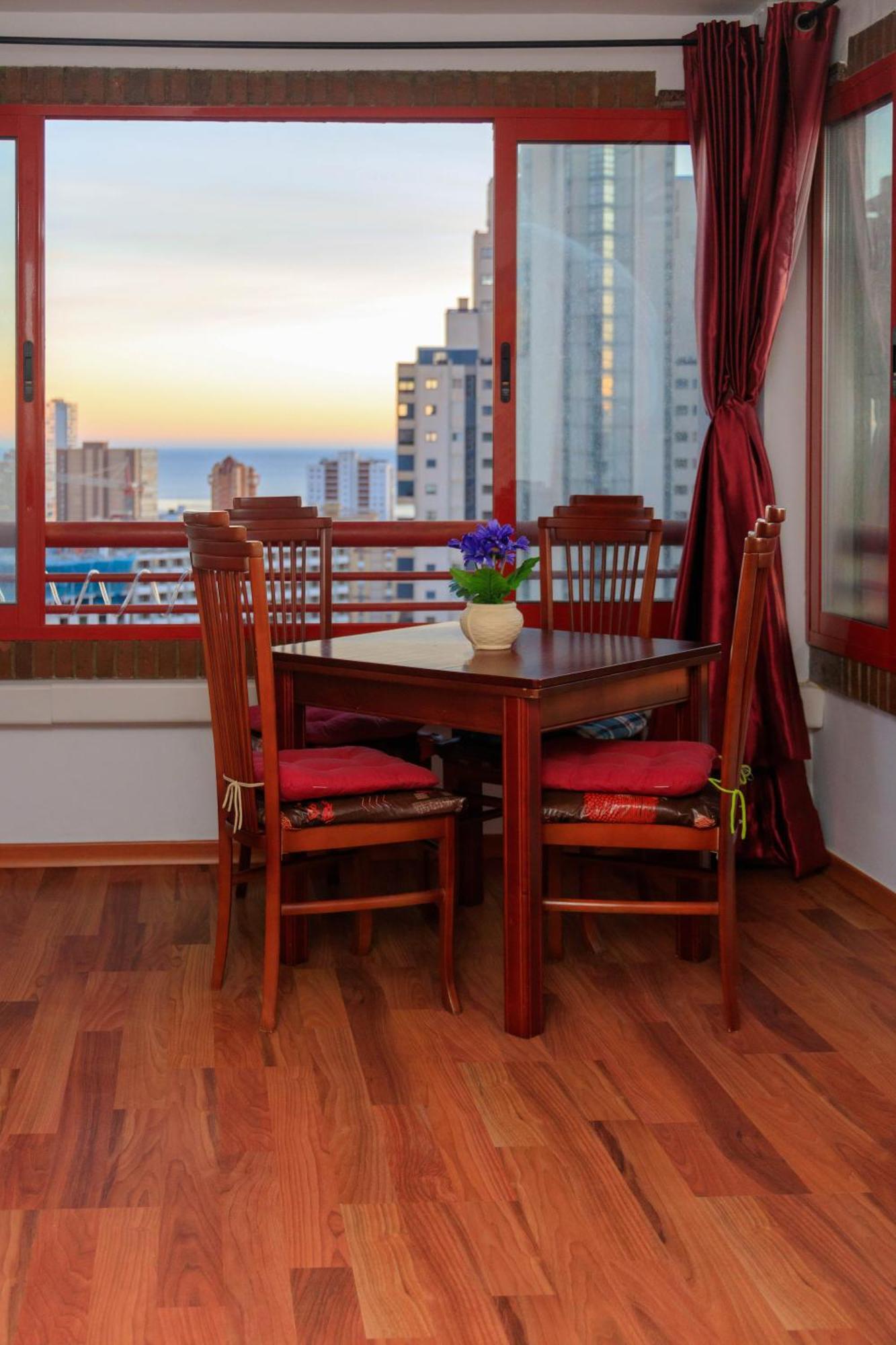 Appartamento Sunshine Apartament Benidorm Esterno foto