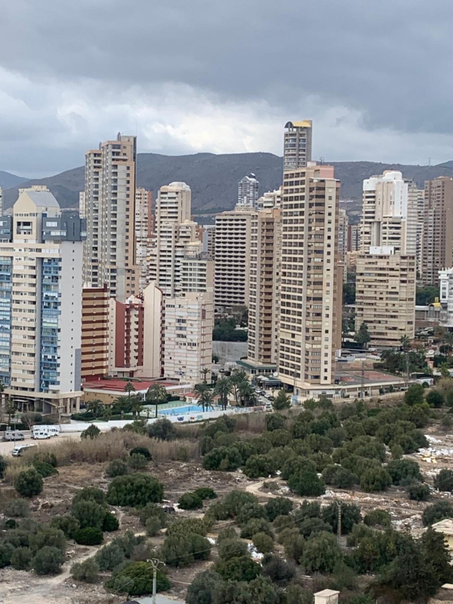 Appartamento Sunshine Apartament Benidorm Esterno foto
