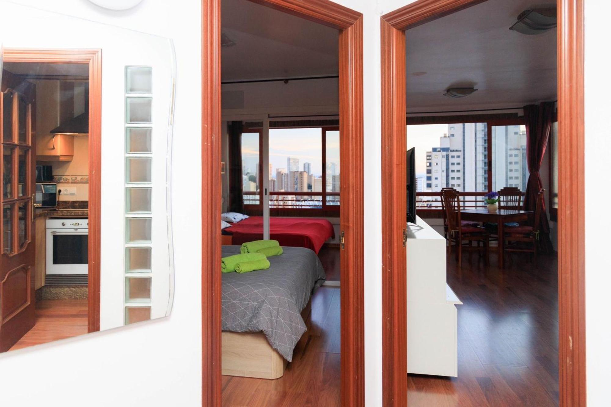 Appartamento Sunshine Apartament Benidorm Esterno foto