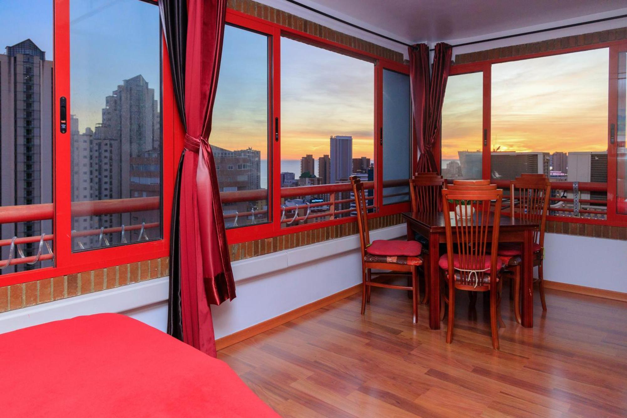 Appartamento Sunshine Apartament Benidorm Esterno foto